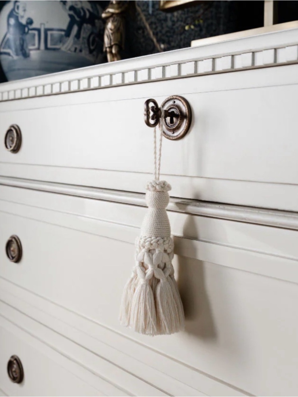 Alice Lane Home Ivory Key Tassel NWOT